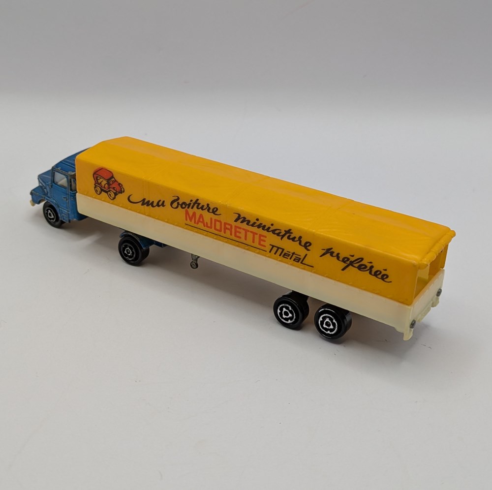 Majorette 300 - Scania semi bâché Majorette modeles reduits voitures majorette 300 scania semi bache majorette