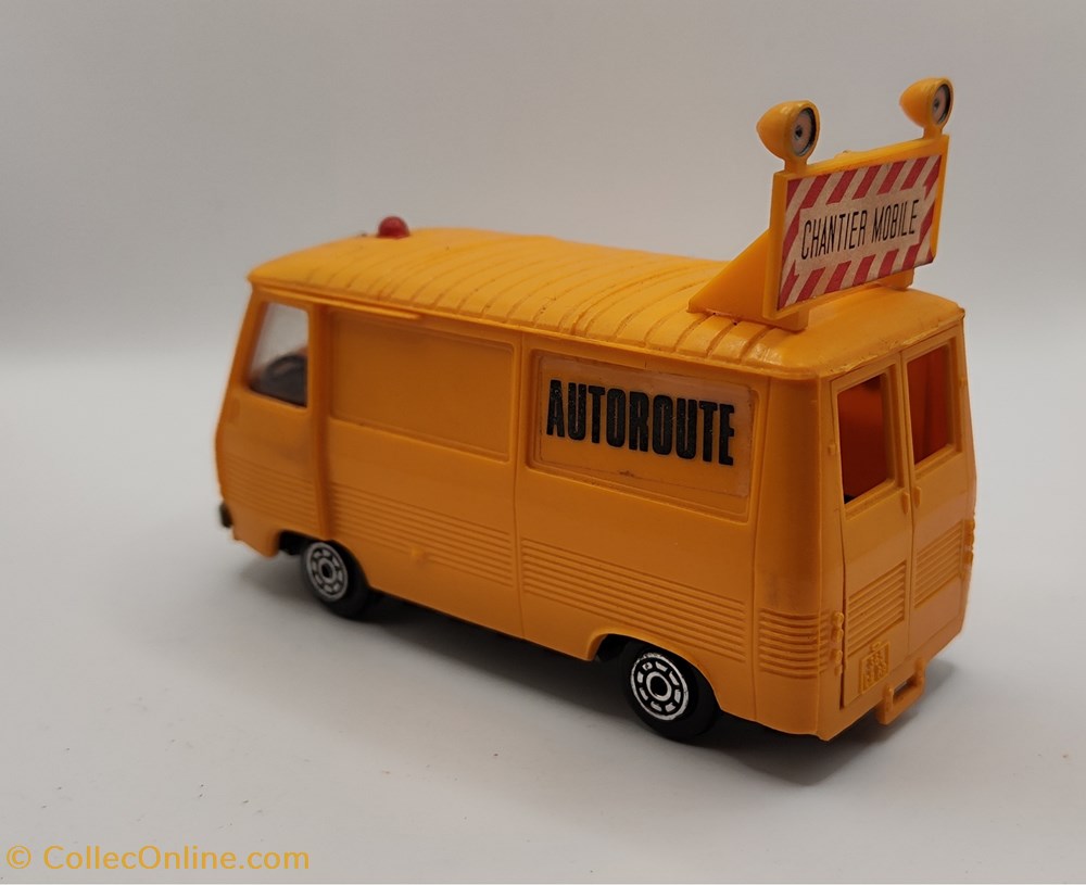 modeles reduits voitures norev plastigam peugeot j7 autoroute