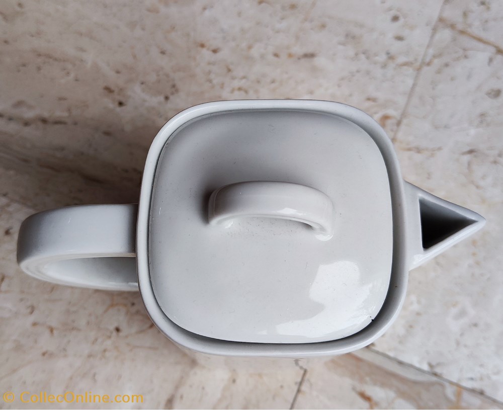 Porcelaine blanche - Théière Scherzer blanche design 80s avec couvercle 2 art antiquites porcelaine blanche theiere scherzer blanche design 80s avec couvercle