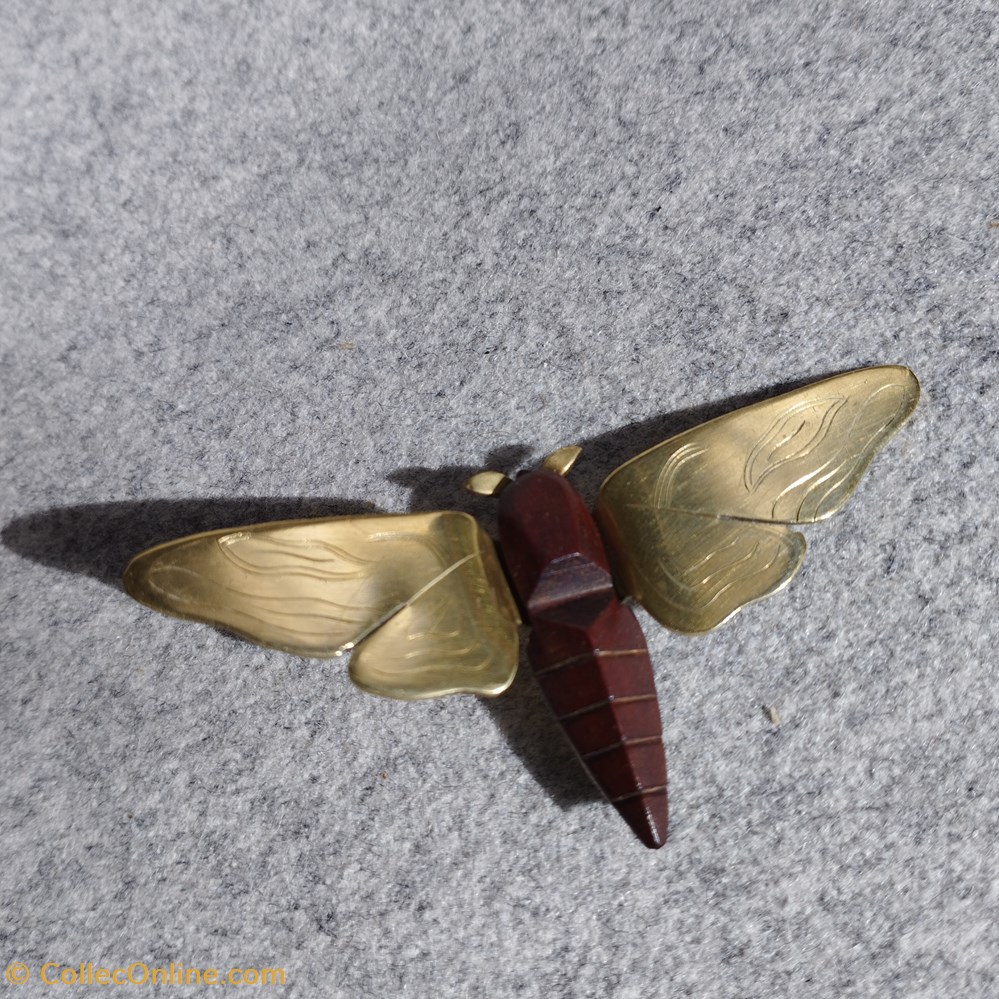 bijoux horlogerie metal laiton broche art deco papillon de nuit