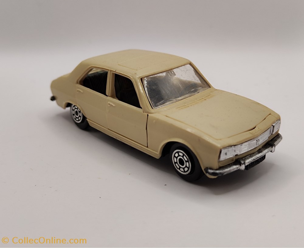 Norev Plastigam - Peugeot 504 ivoire modeles reduits voitures norev plastigam peugeot 504 ivoire