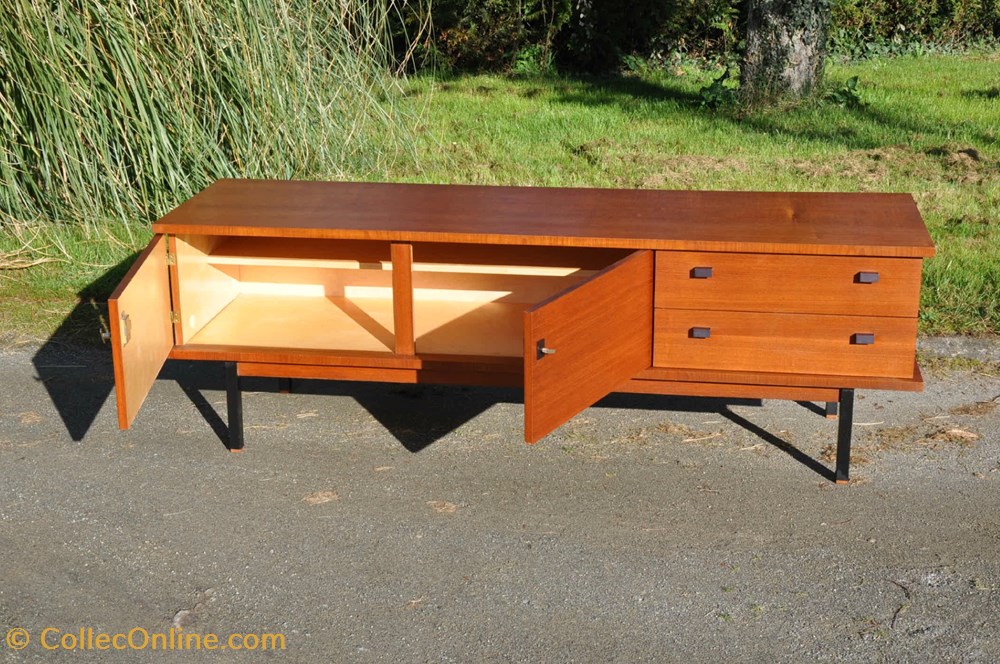 art antiquites meubles meuble enfilade en teck annees 60 pieds metal noir