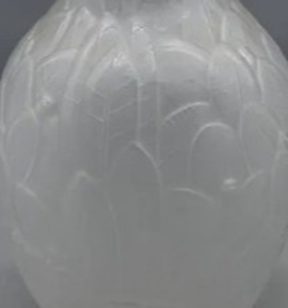 art antiquites verre moule presse vase andre hunebelle feuilles mortes