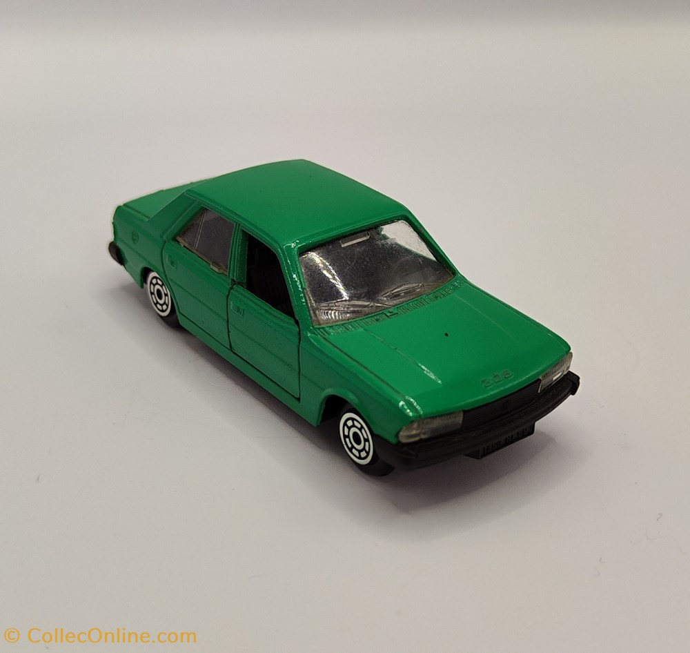 modeles reduits voitures norev jet car peugeot 305 vert prairie