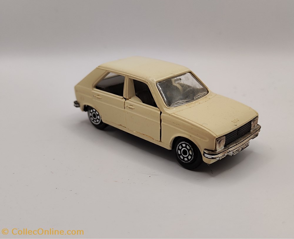 modeles reduits voitures norev plastigam peugeot 104 creme