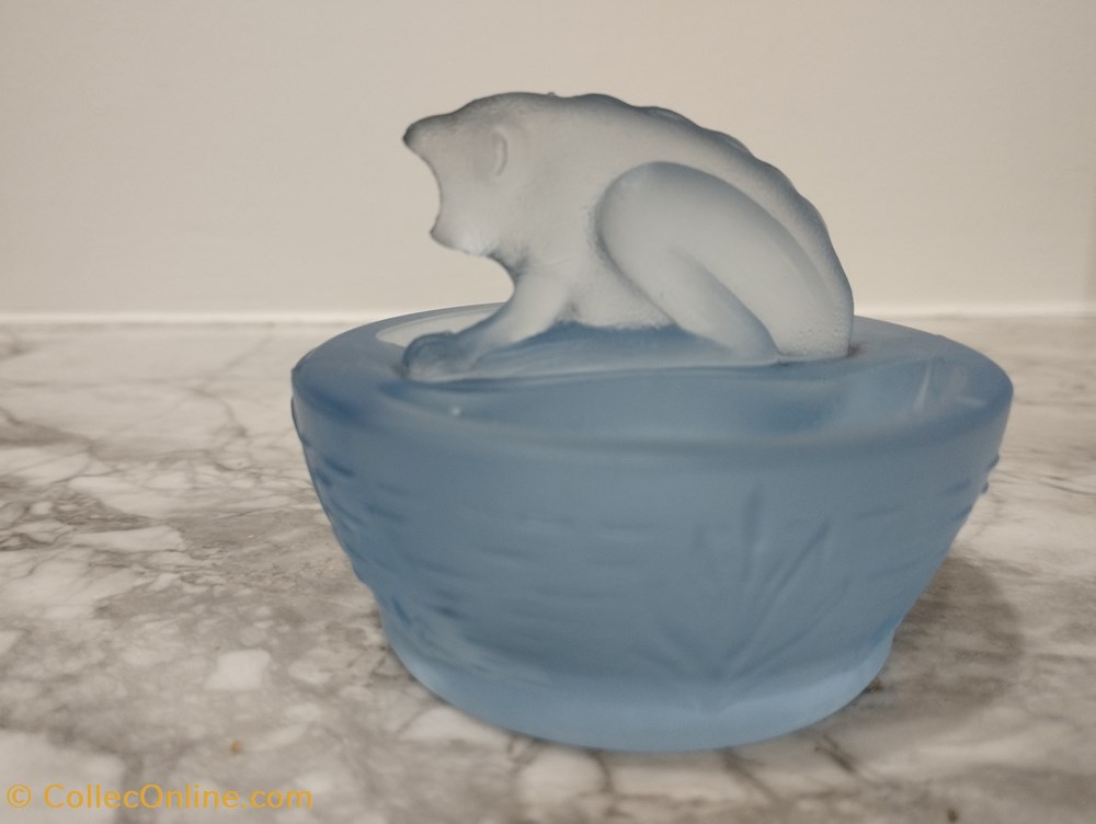 Verre moulé pressé - Saleron Art déco grenouille antiquites verrerie verre moule presse saleron art deco grenouille