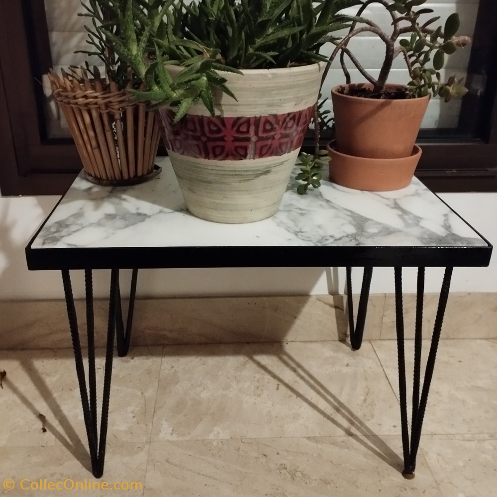 art antiquites meuble appoint table bout de canape metal et marbre