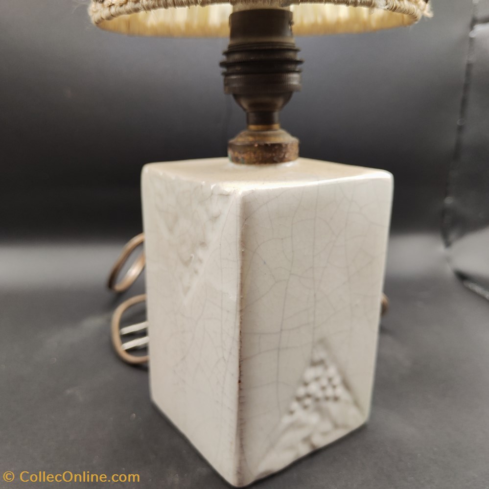 art antiquites ceramiques poteries ceramique craquele lampe a poser a motif geometrique