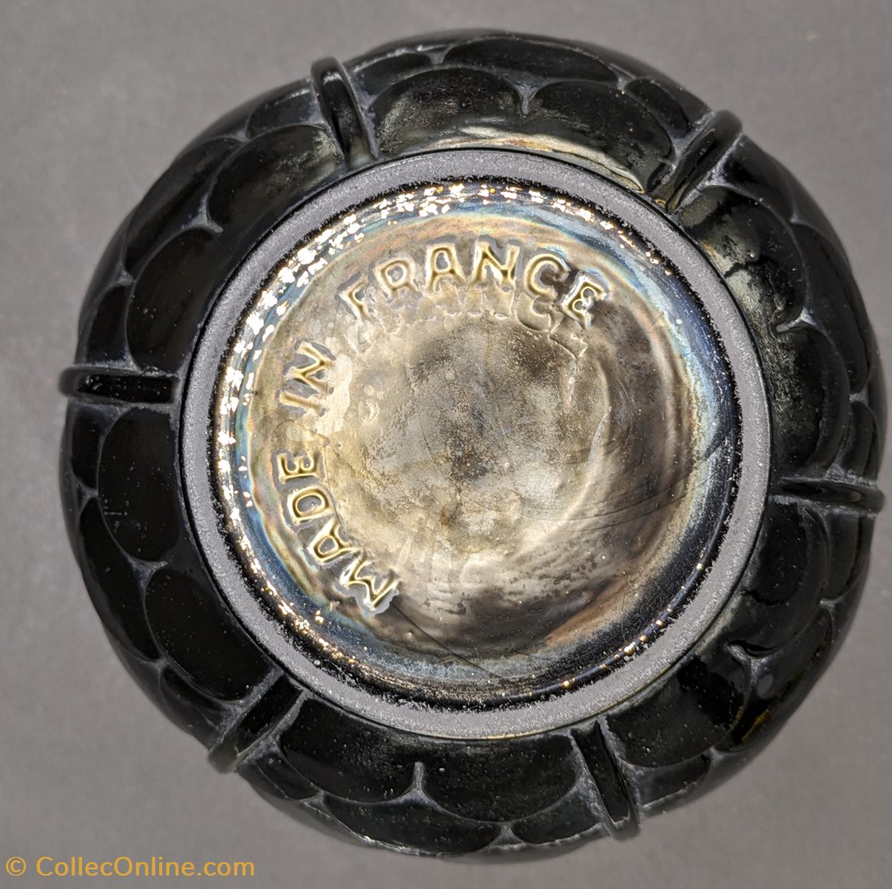 antiquites verrerie verre vase joma noir a decor geometrique art deco