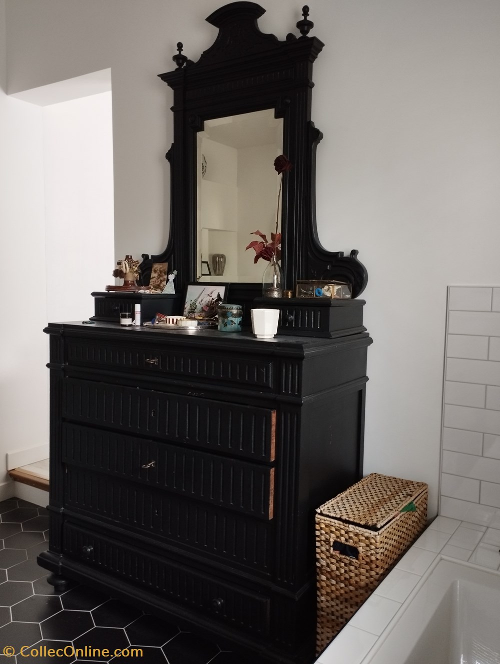 Meuble - Commode coiffeuse à trumeau 2 art antiquites meubles meuble commode coiffeuse a trumeau