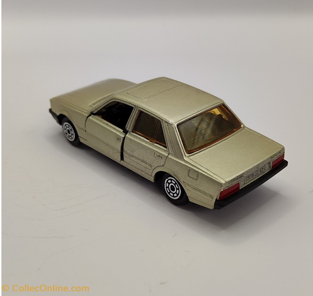 modeles reduits voitures norev jet car peugeot 505 champagne