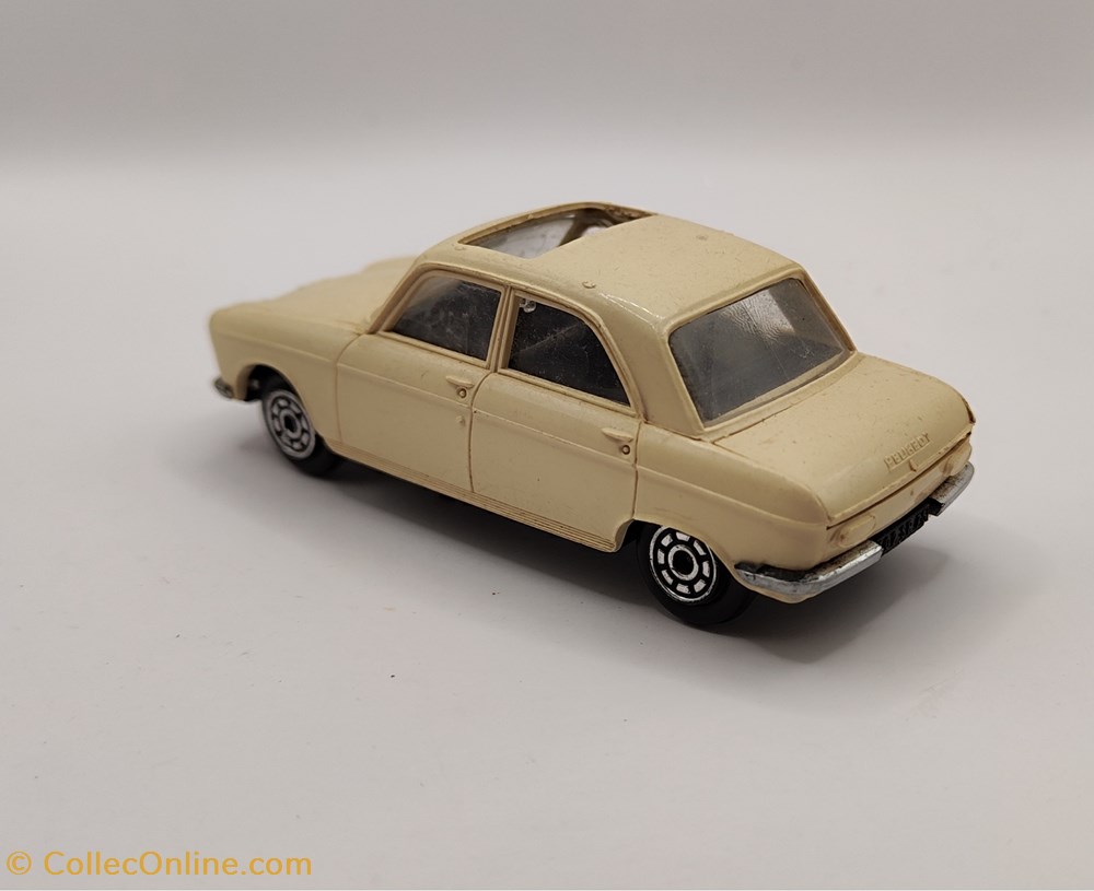Norev Plastigam - Peugeot 204 crème modeles reduits voitures norev plastigam peugeot 204 creme