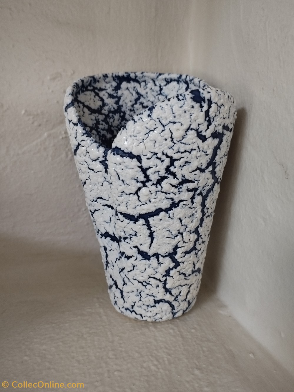 art antiquites ceramiques poteries ceramique lava vase vallauris