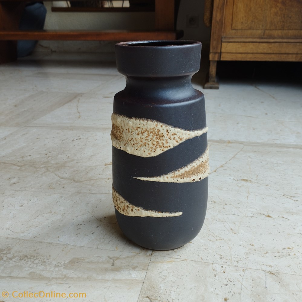 art antiquites ceramiques poteries ceramique vase germany lava noir