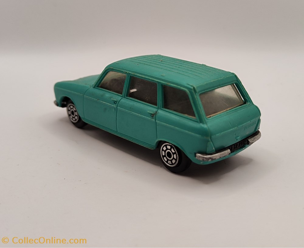 Norev Plastigam - Peugeot 204 break turquoise modeles reduits voitures norev plastigam peugeot 204 break turquoise