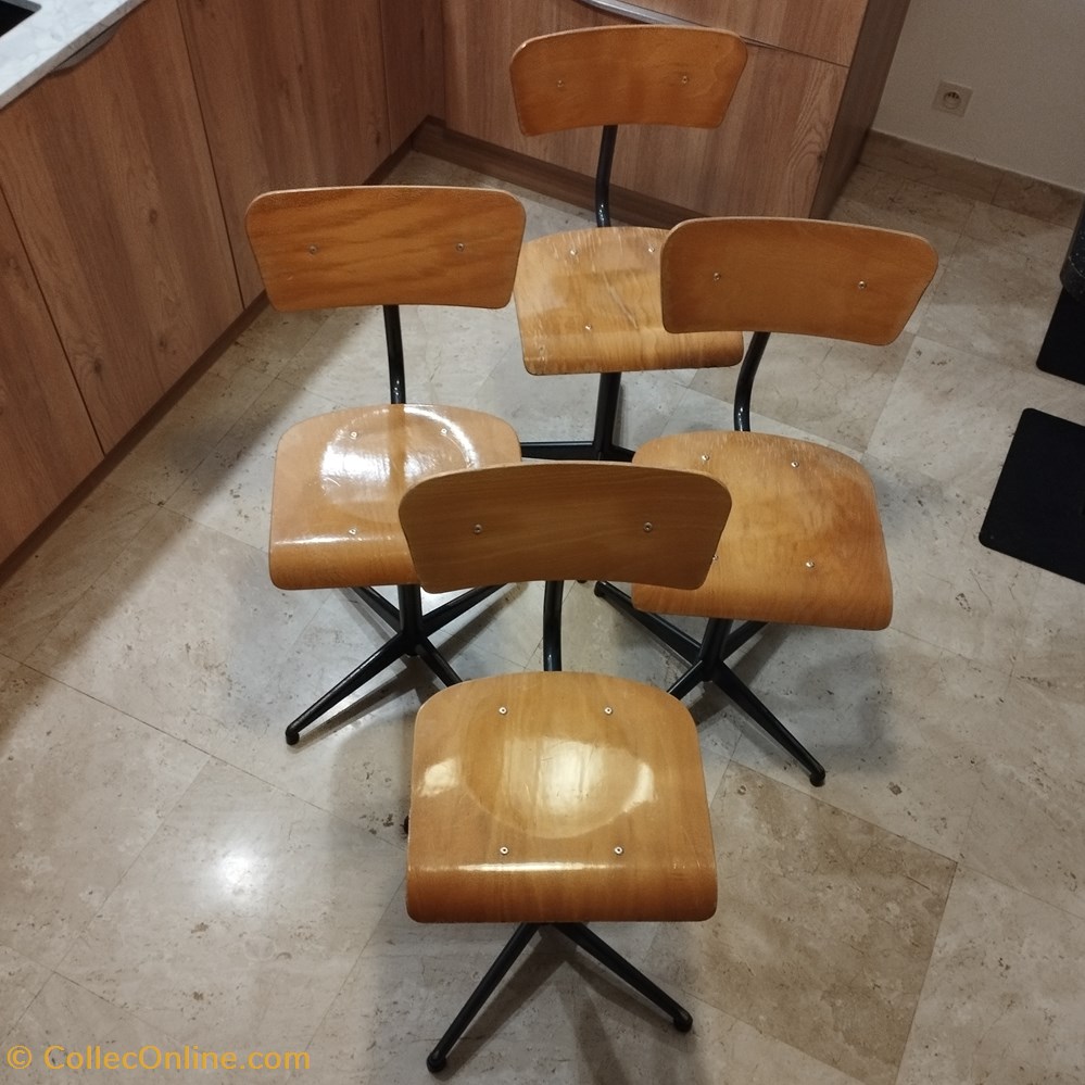 art antiquites meubles siege chaises atelier lot de 4 pied metal assise et dossier bois
