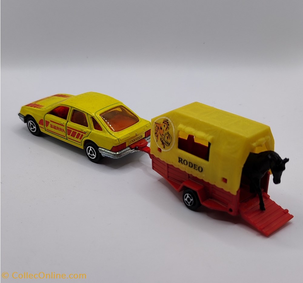 modeles reduits voitures majorette 200 ford sierra remorque van cheval