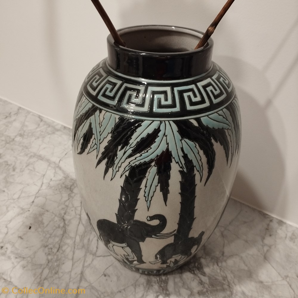 art antiquites ceramiques poteries ceramique vase keralouve elephants