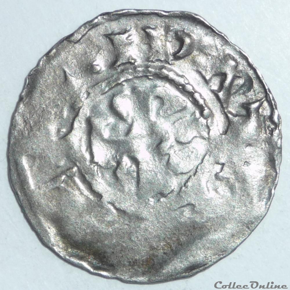 Au type de Charles II le Chauve dégénéré (fin Xème) . Denier monnaie france feodale au type de charles ii le chauve degenere fin xeme denier