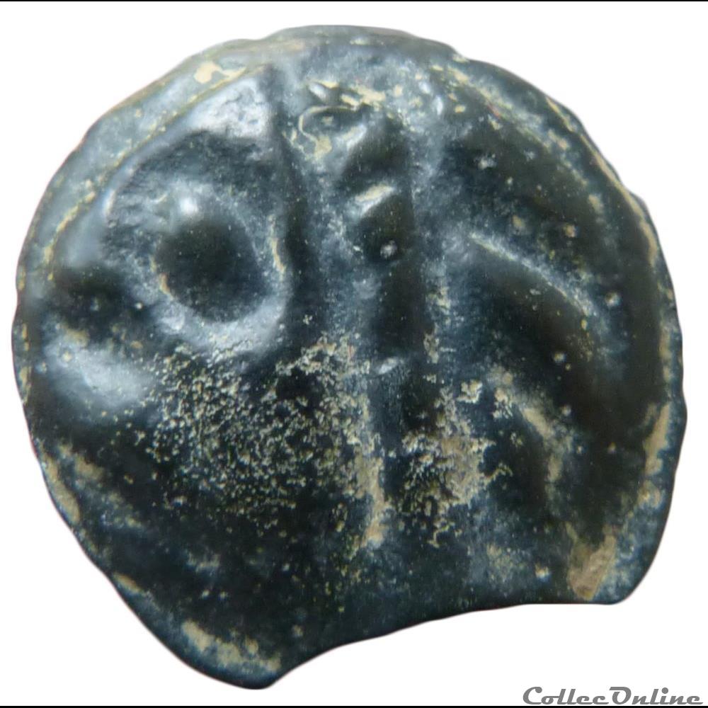 Série 38 ( classe I c ) potin à la tête d'indien / sanglier à droite monnaie antique gauloise serie 38 classe i c potin a la tete indien sanglier a droite