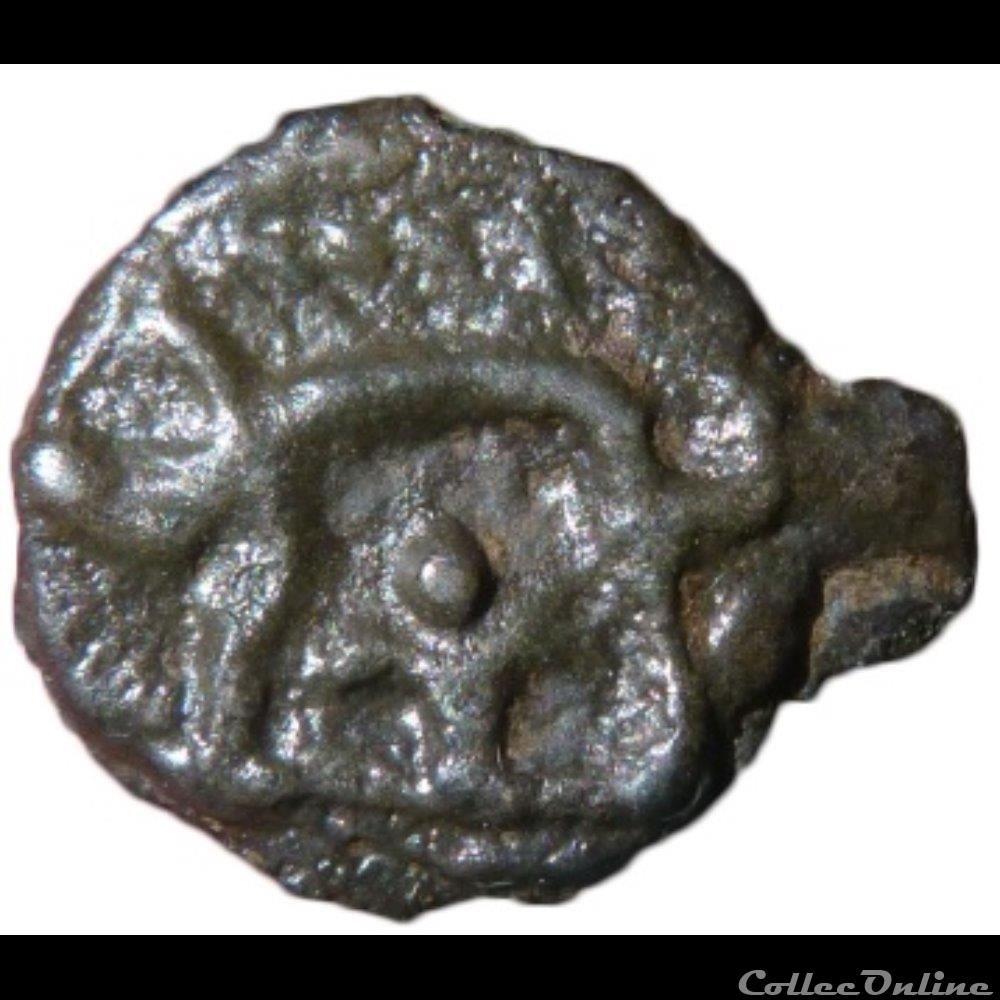 Série 38 ( classe Ik ) potin à la tête d'indien monnaie antique gauloise serie 38 classe ik potin a la tete indien