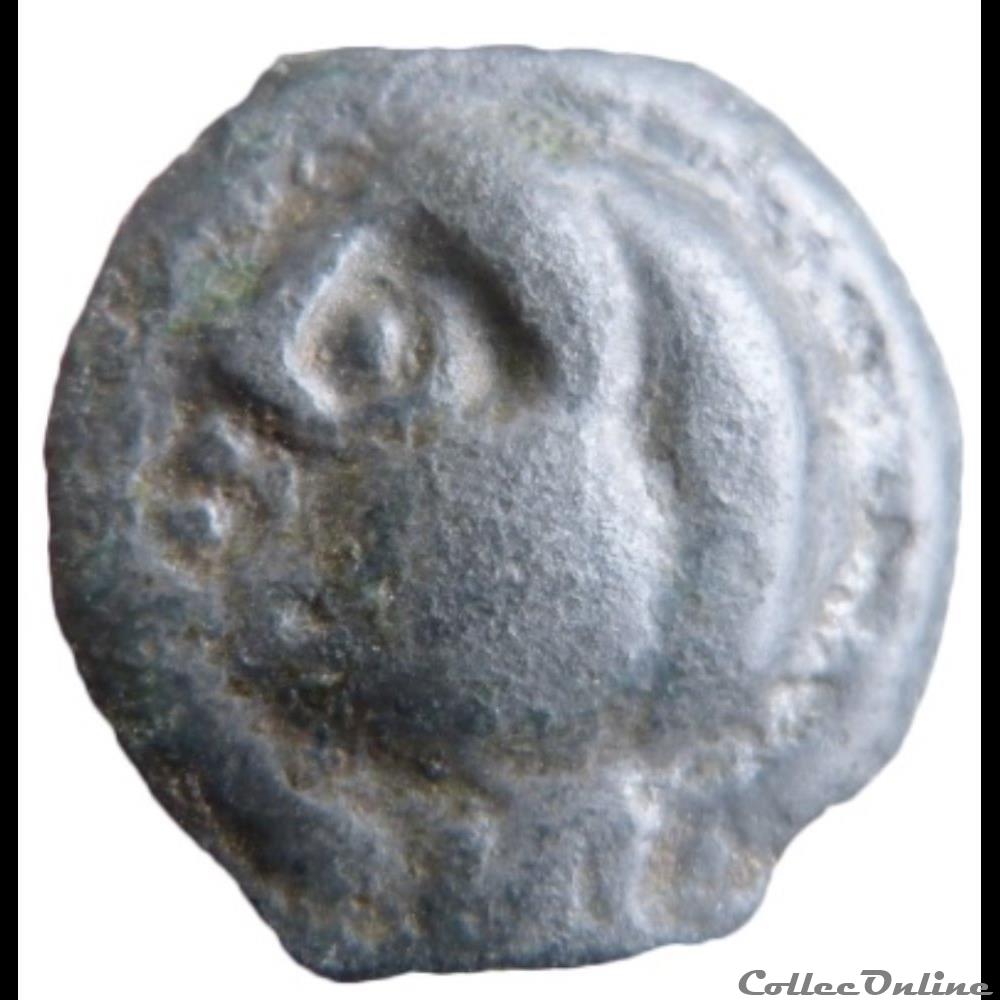 Série 24 DT 151 Potin à la tête de face sous le sanglier monnaie antique gauloise serie 24 dt 151 potin a la tete de face sous le sanglier