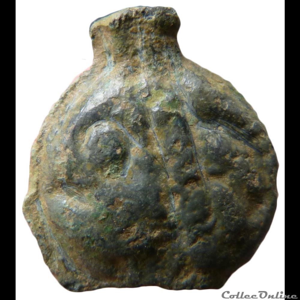 Série 38 ( classe I c ) potin à la tête d'indien / sanglier à droite monnaie antique gauloise serie 38 classe i c potin a la tete indien sanglier a droite