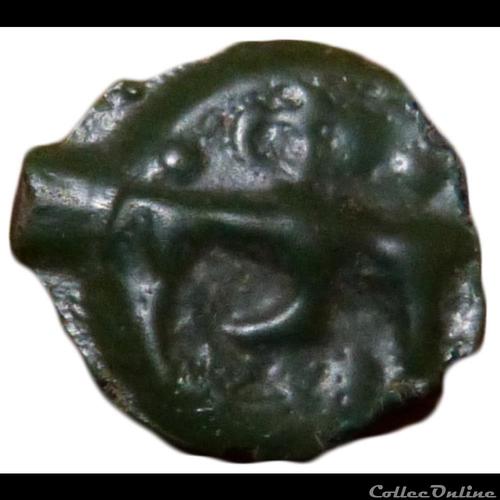 DT 229 potin au taureau et au lys, classe II monnaie antique gauloise dt 229 potin au taureau et au lys classe ii