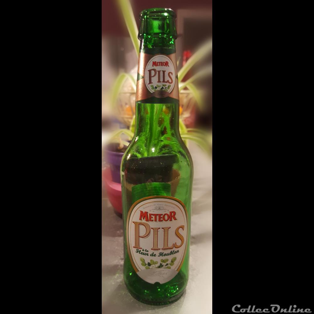 Météor Pils 2 capsule muselet biere france meteor pils