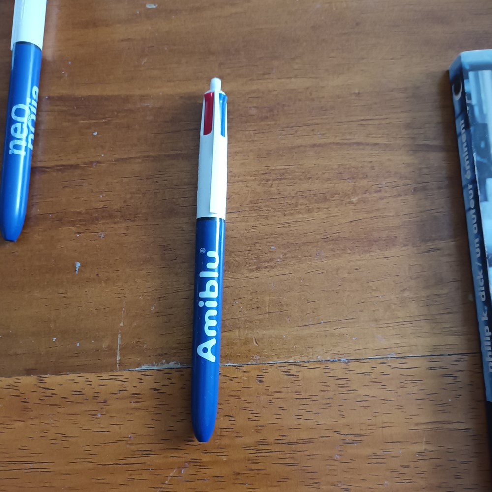 objets publicitaires stylo amiblu