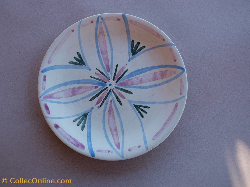 Assiette art antiquites ceramiques poteries assiette
