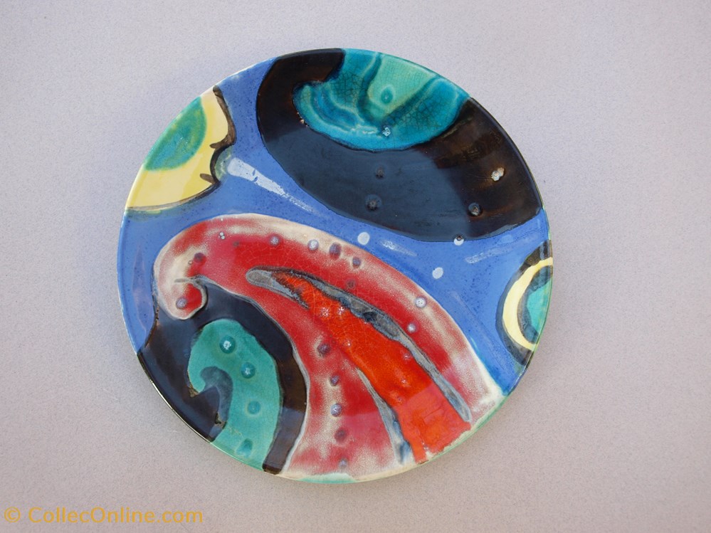 art antiquites ceramiques poteries assiette