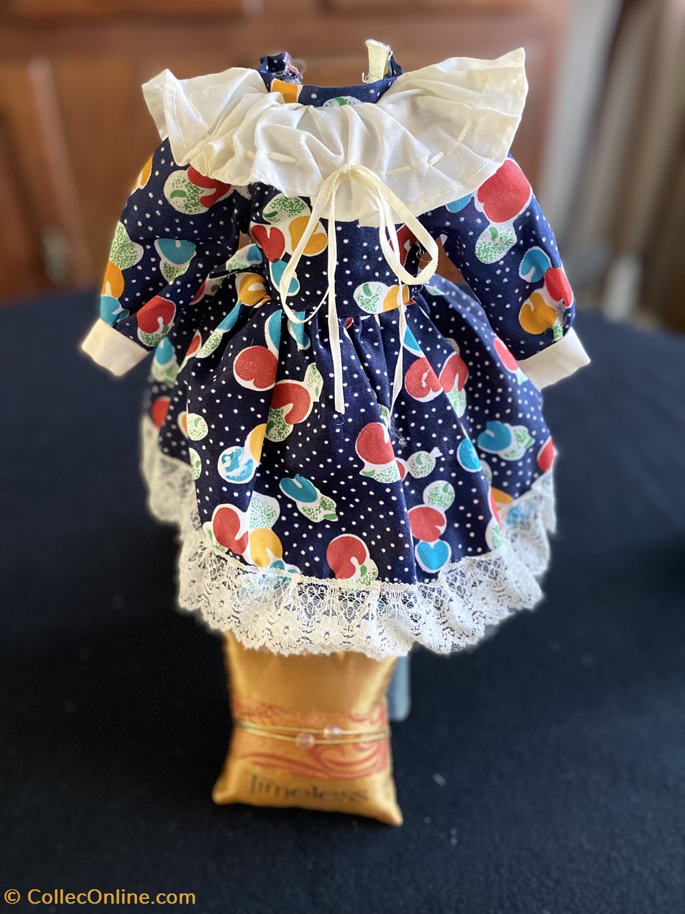 robe poupée de collection à pommes jeux jouets poupees robe poupee de collection a pommes