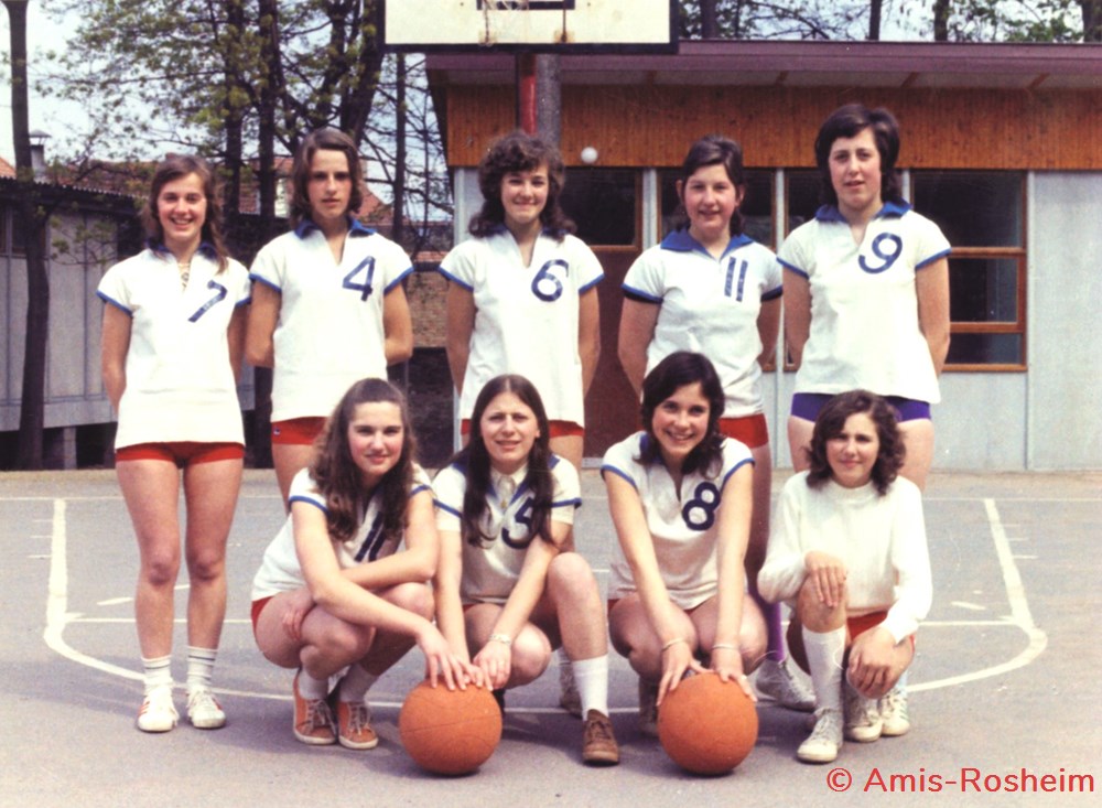 La Section de Basket-Ball du Cercle Aloysia 5 divers la section de basket ball du cercle aloysia