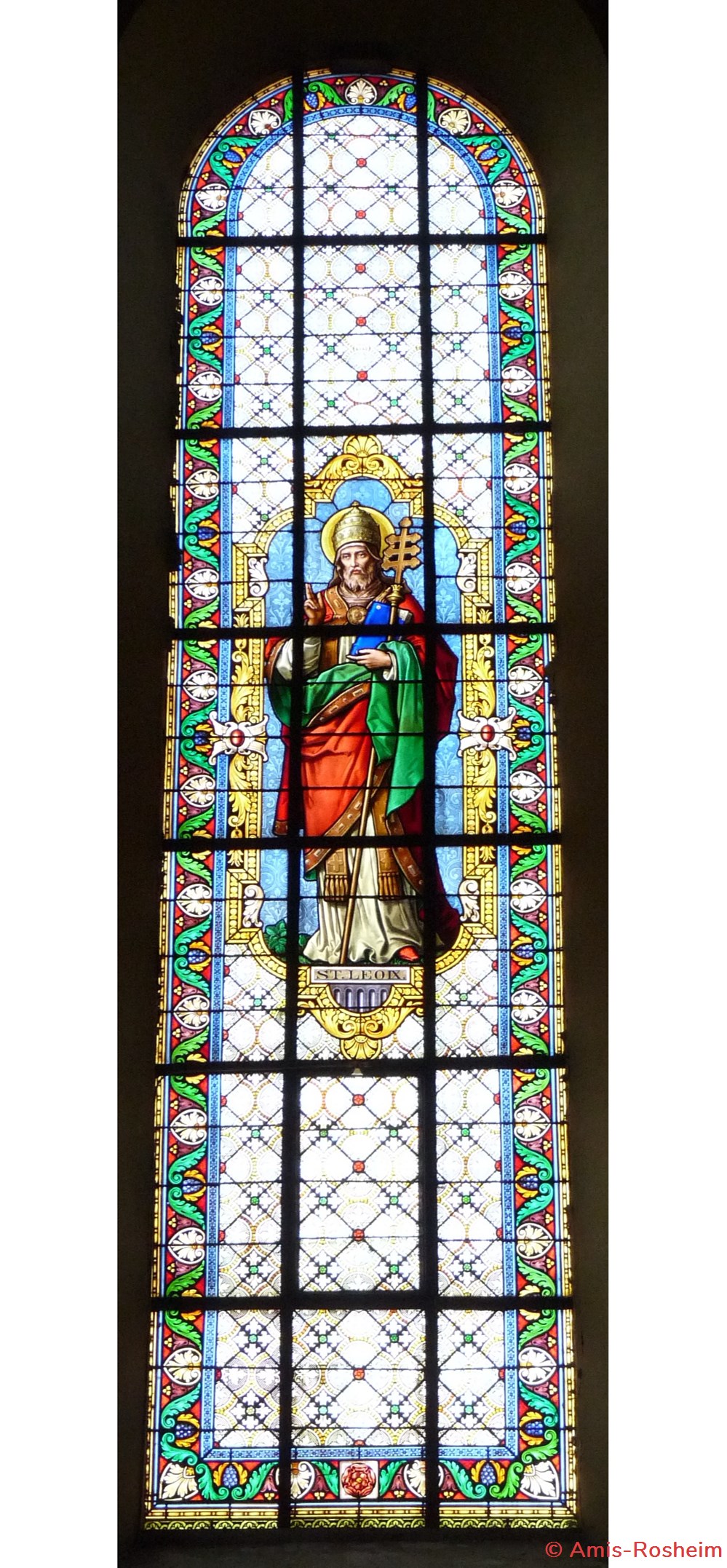 Eglise Saint-Etienne - Vitraux 6 divers eglise saint etienne vitraux