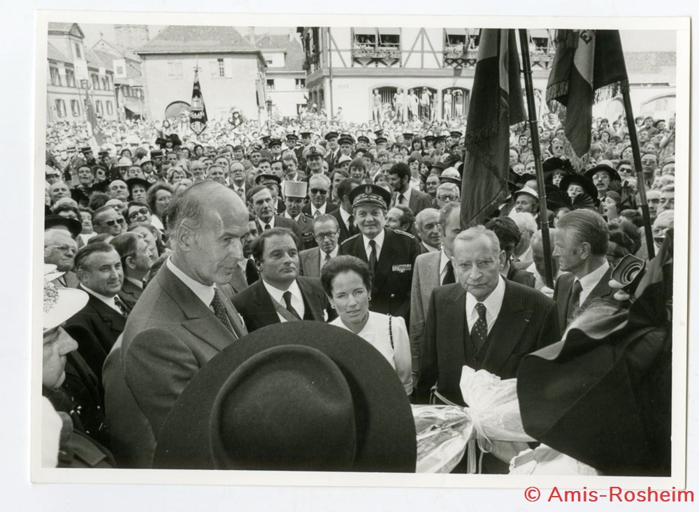 divers visite du president valery giscard estaing