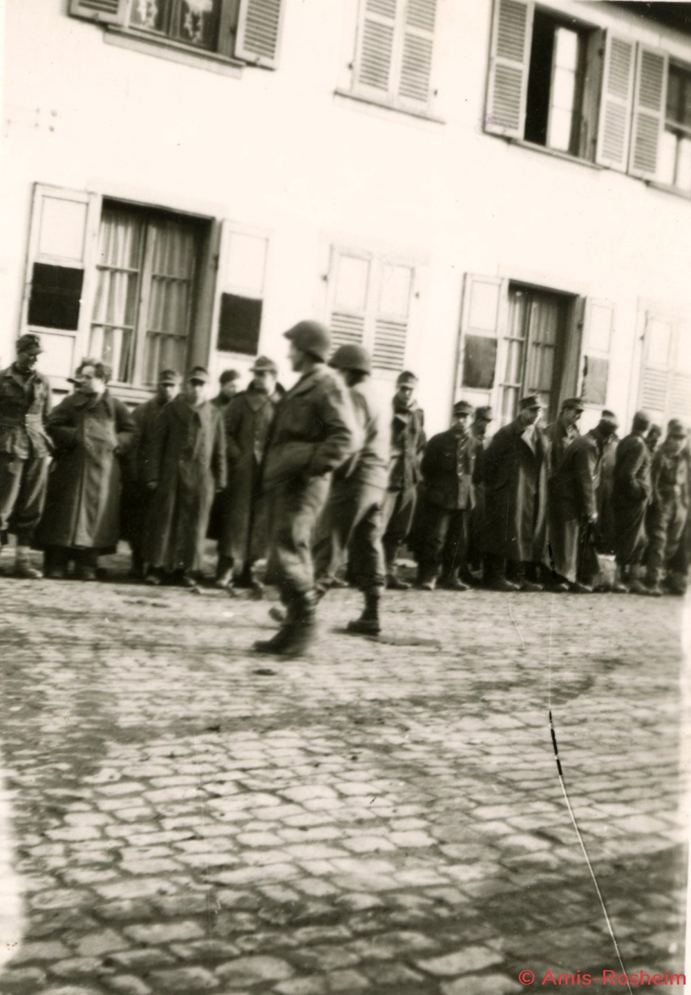 Sie kùmme, ils arrivent ... (2/3) Les lendemains de la libération à Rosheim 3 divers sie kumme ils arrivent 2 3 les lendemains de la liberation a rosheim