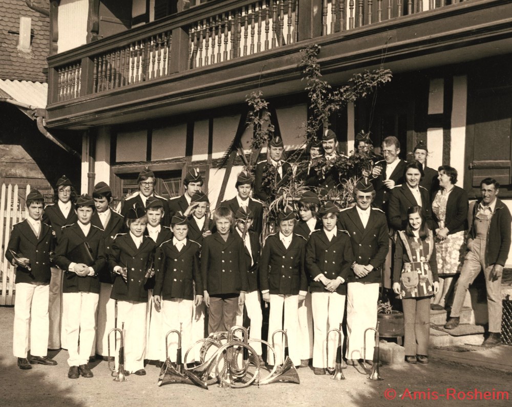 Le Cercle dans les années 1970 : la Batterie-Fanfare et le Club Photo 3 divers le cercle dans les annees 1970 la batterie fanfare et le club photo