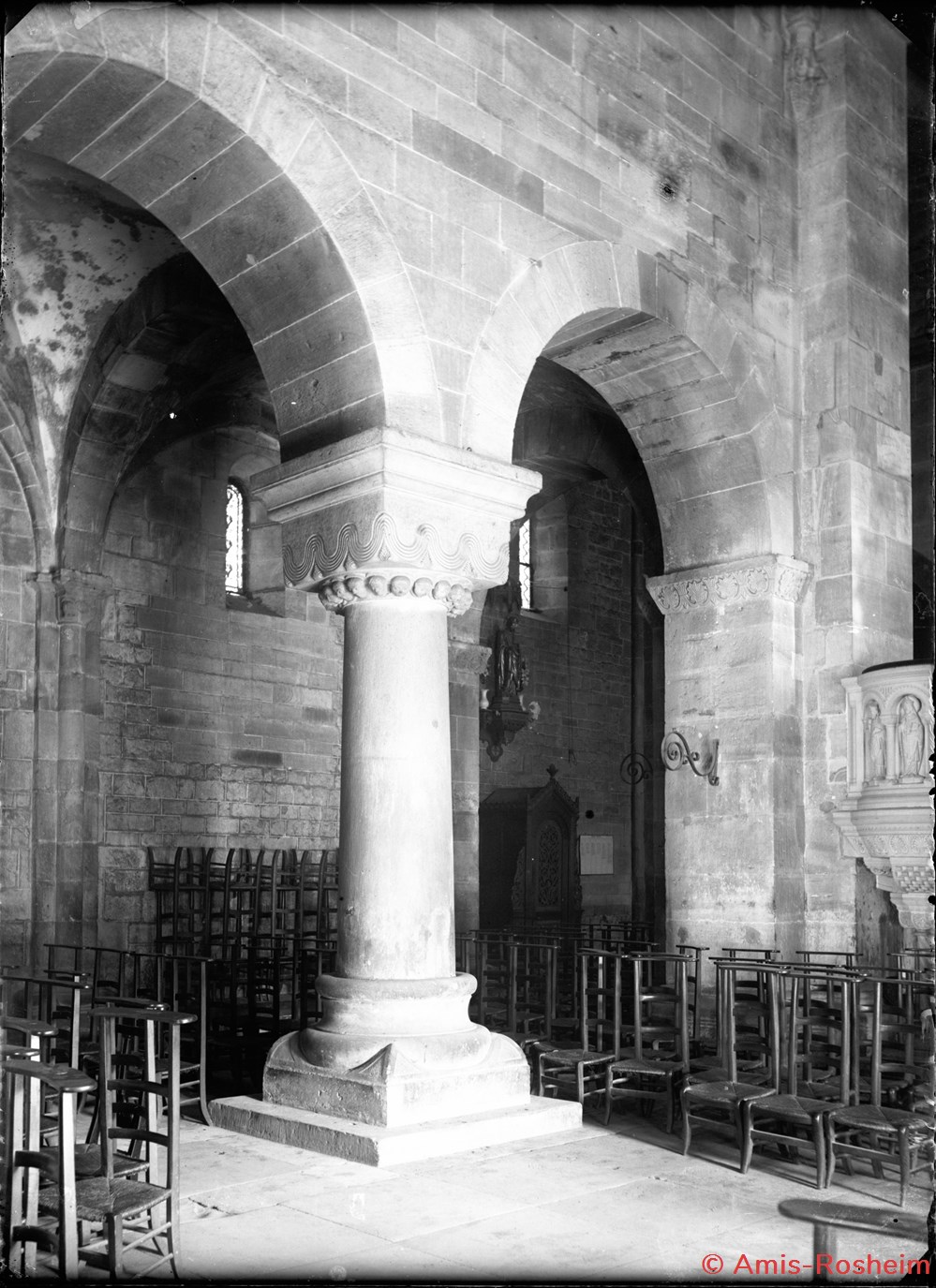Détails Eglise Saints-Pierre-et-Paul vers 1900 (plaques du fonds Grau) 4 divers details eglise saints pierre et paul vers 1900 plaques du fonds grau