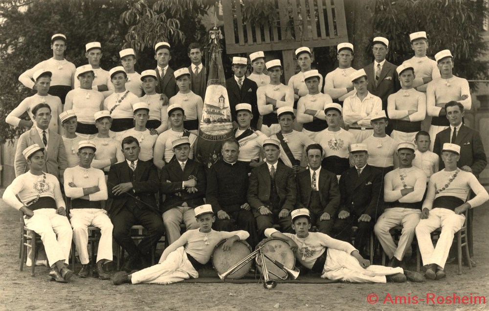 Le Cercle Catholique Aloysia de 1930 à 1935 divers le cercle catholique aloysia de 1930 a 1935