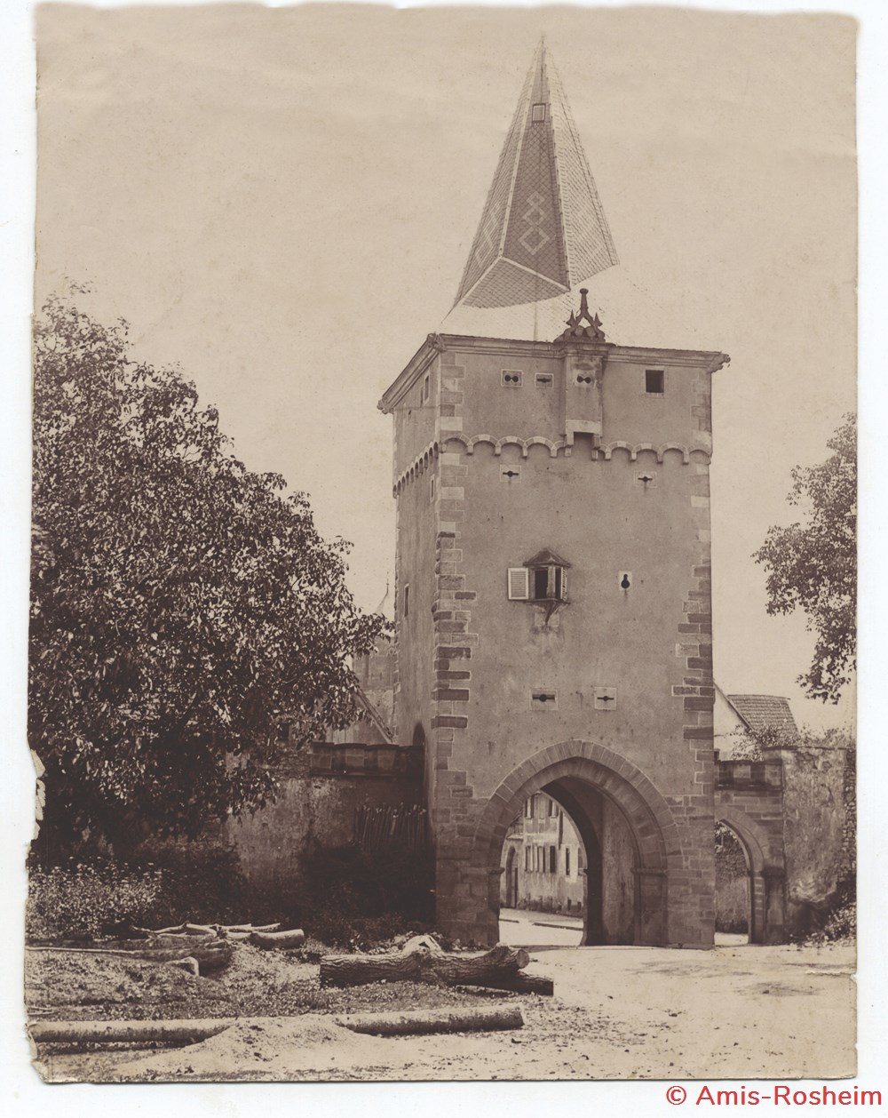 Porte du Lion : autrefois divers porte du lion autrefois