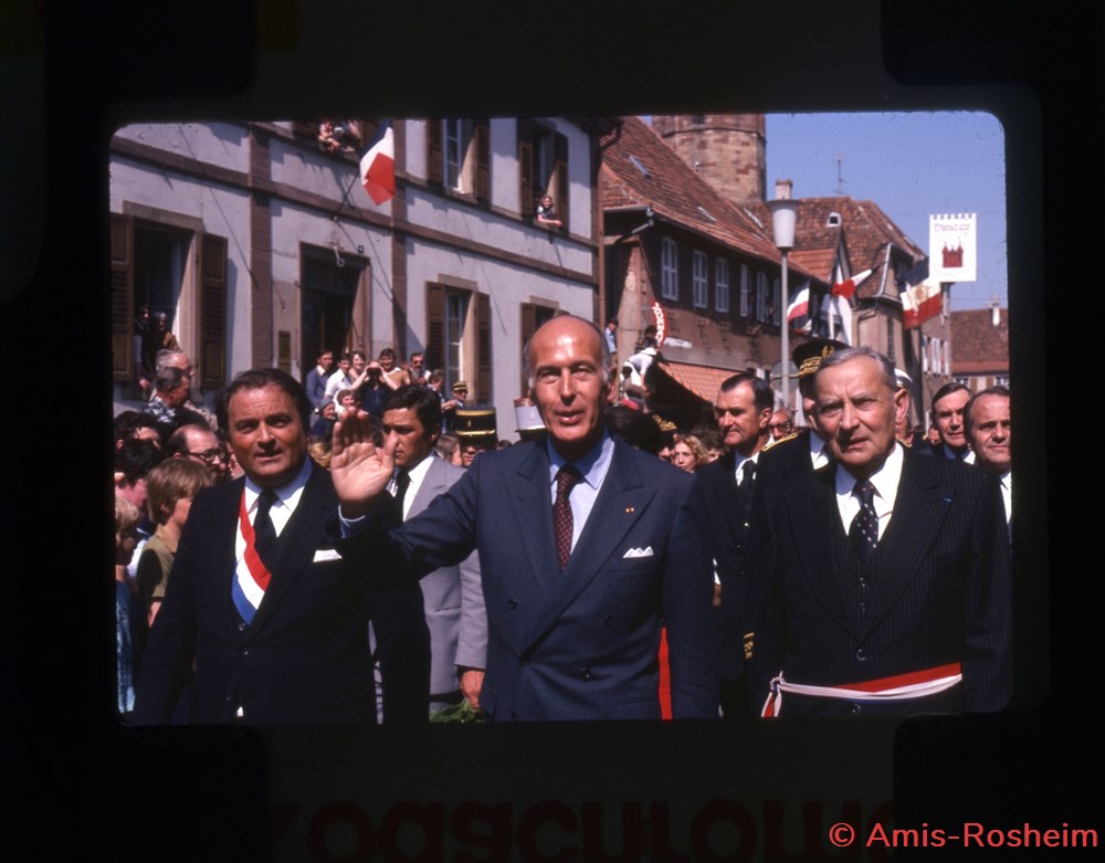 divers visite du president valery giscard estaing