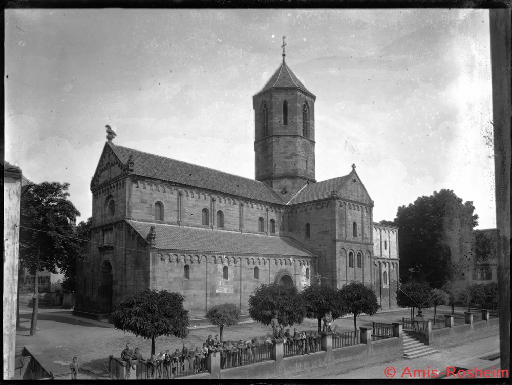 divers eglise saints pierre et paul avant et apres la restauration de 1859