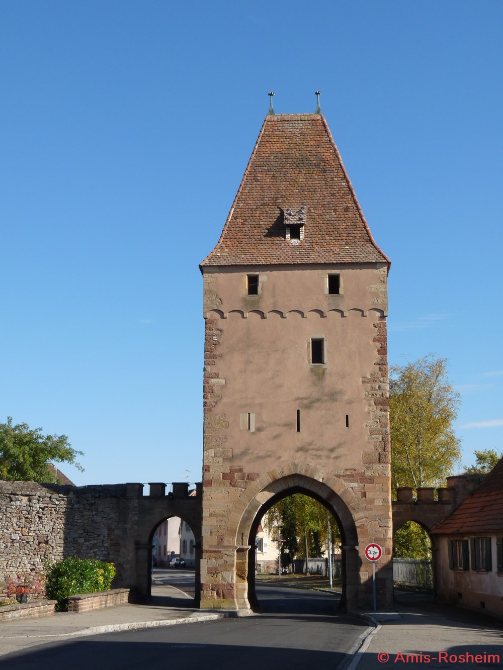 Enceinte extérieure (1/6) : la porte Basse ou porte de la Vierge 2 divers enceinte exterieure 1 6 la porte basse ou porte de la vierge