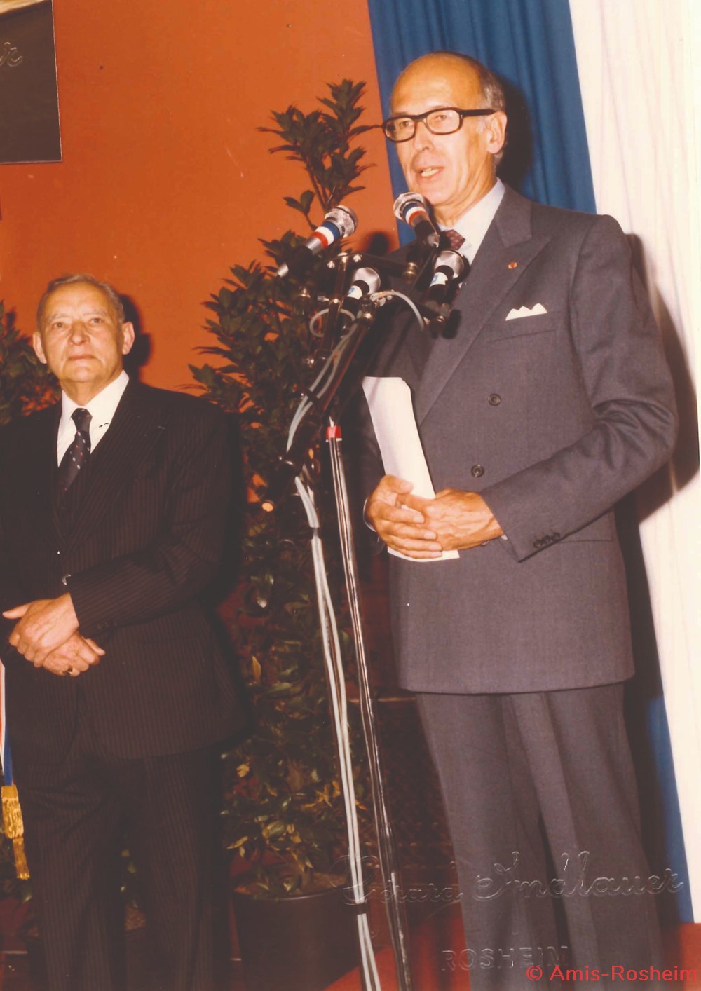 divers visite du president valery giscard estaing