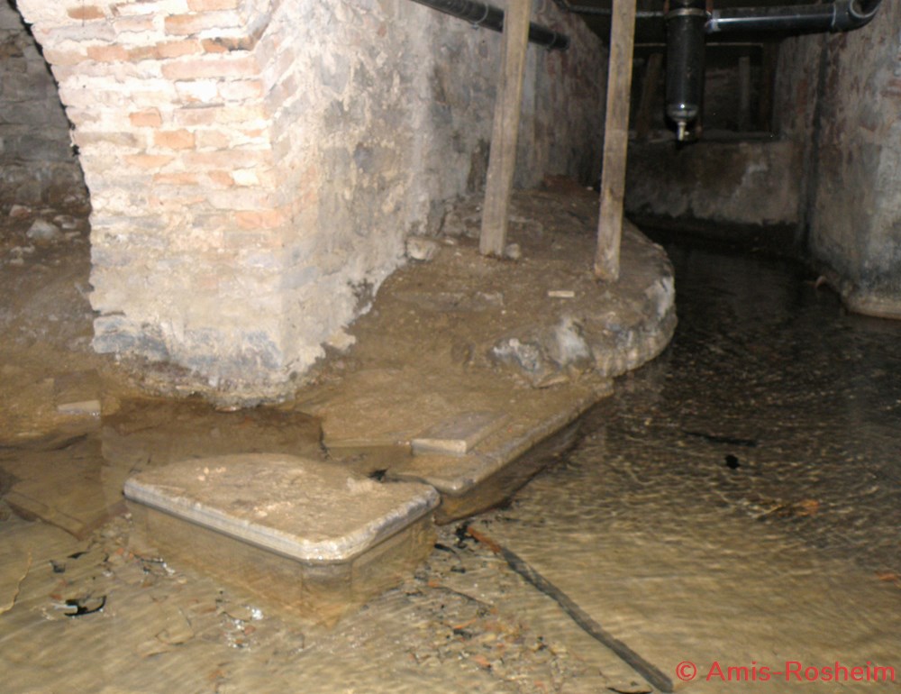divers avant le monastere les bains