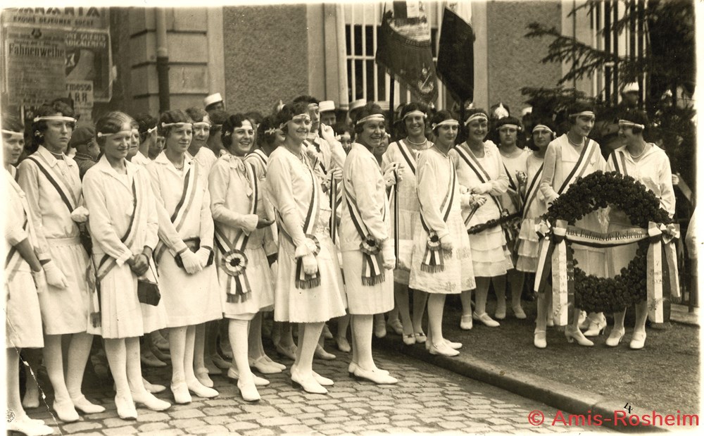 L'entre-deux guerres : de 1926 à 1939 6 divers l entre deux guerres de 1926 a 1939