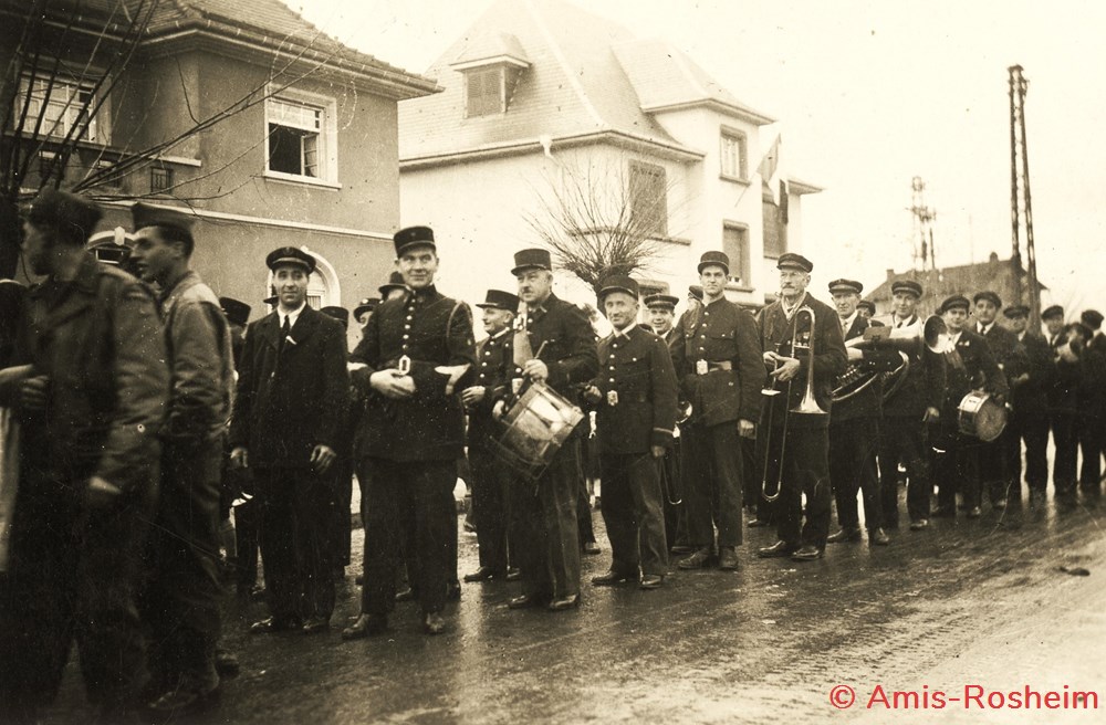 divers la musique reprend ses droits a la liberation