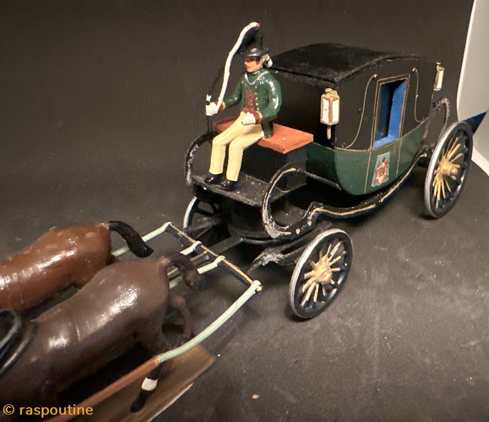 Berline de campagne de Napoléon attelé de 4 chevaux et 2 conducteurs 2 figurines historique epoque napoleonienne berline de campagne de napoleon attele de 4 chevaux et 2 conducteurs