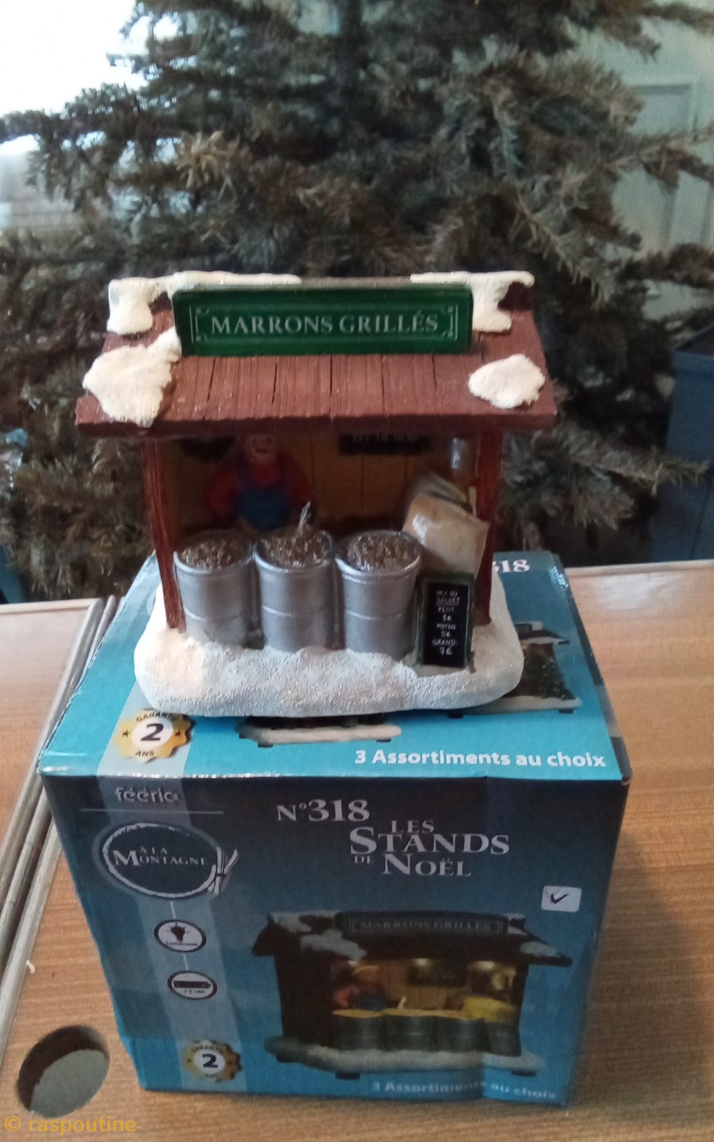 Les stands de Noël marrons grillé divers decorations magnets autocollants les stands de noel marrons grille